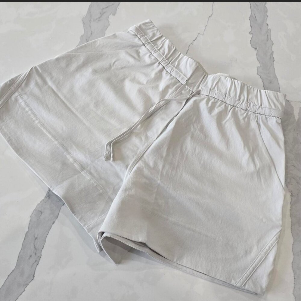 Cinchable Waist High-Rise Woven Short